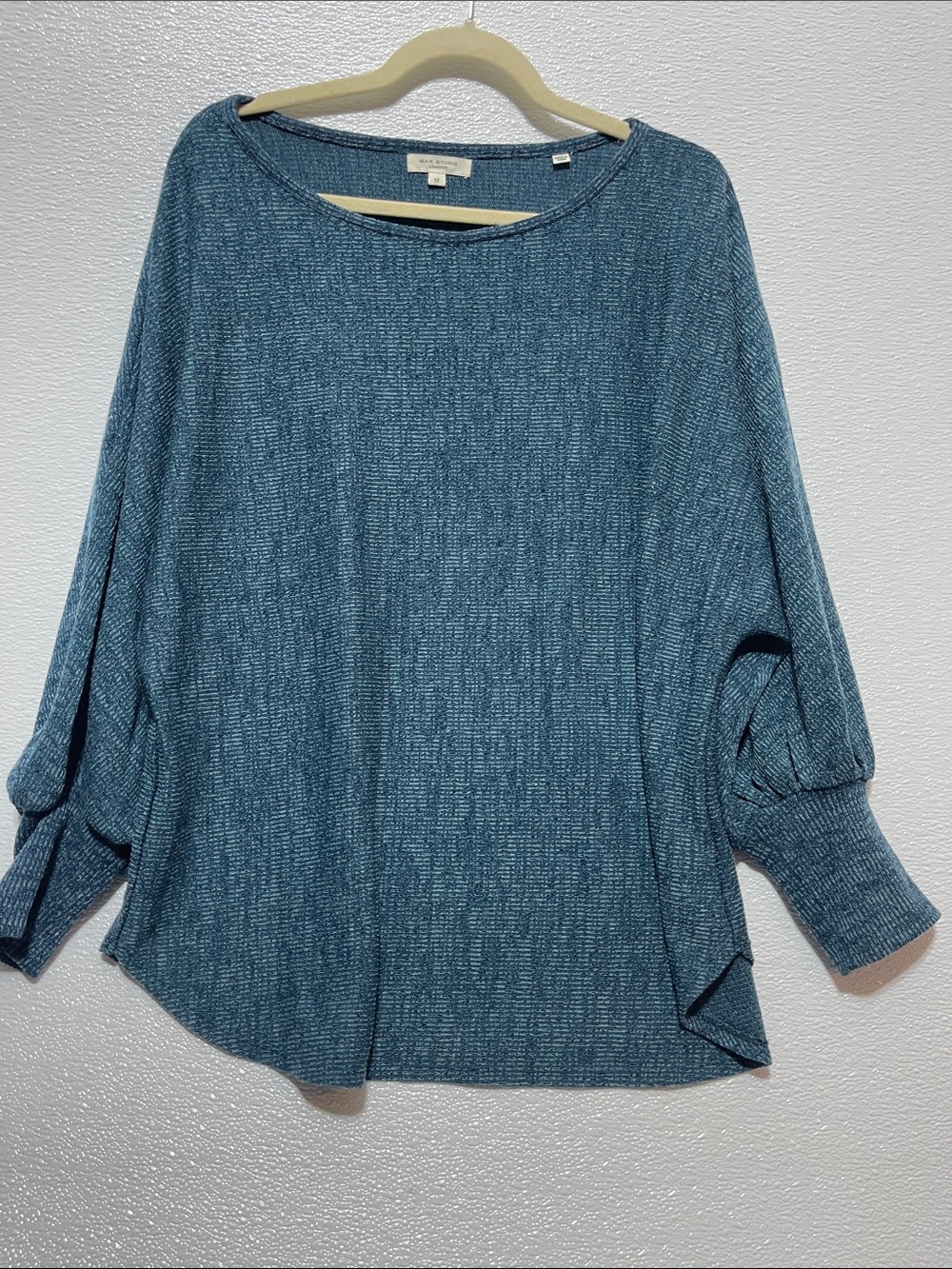 Max Studio Blue Scoop-Neck Balloon-Sleeve Sweater FLAW